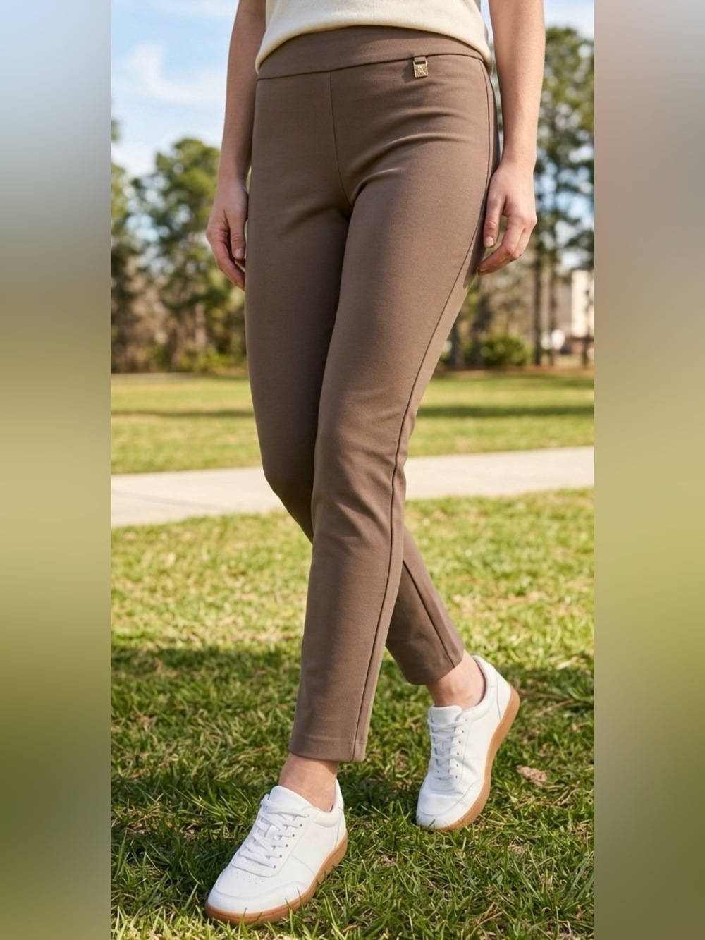 Rafaella Ladies Pull-On Knit Stretch Pants Comfort Waistband Taupe Size 14 NWOT